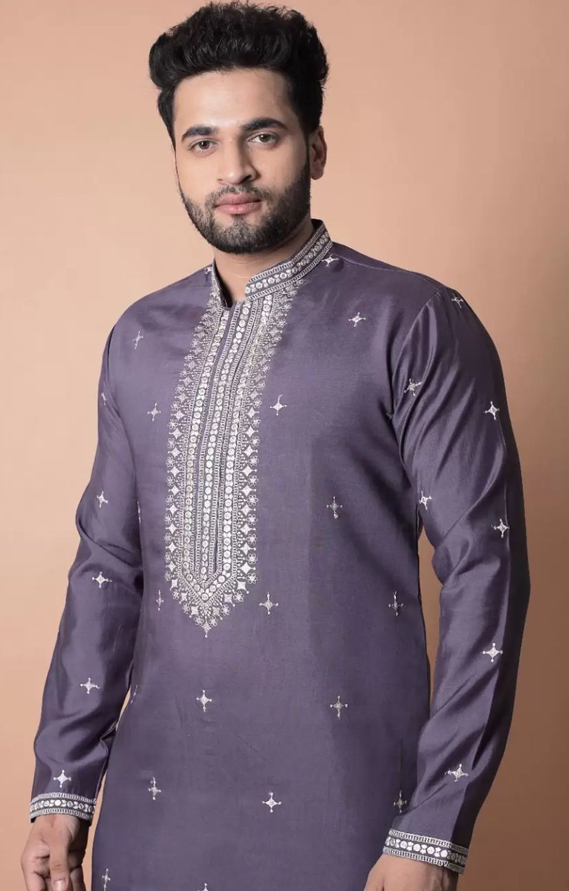 FLORAL EMBROIDERED THREAD WORK MANDARIN COLLAR KURTA WITH TROUSERS